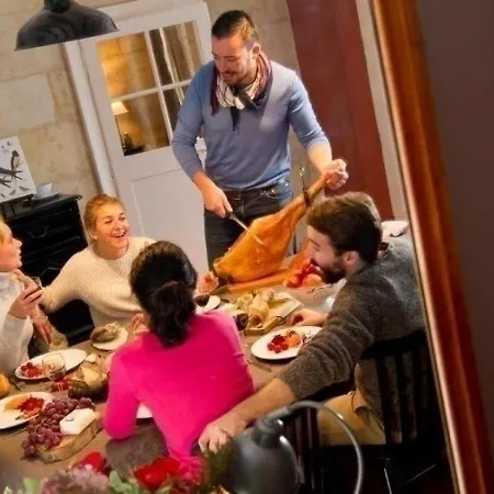 House 7 Personnes Le Bout Du Monde. 度假居